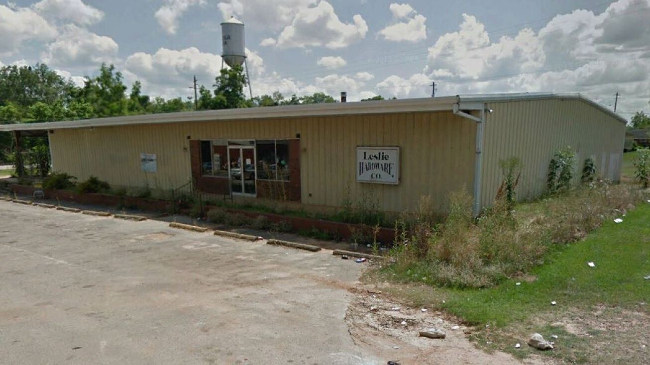 119 Seaboard St, Leslie, GA 31764