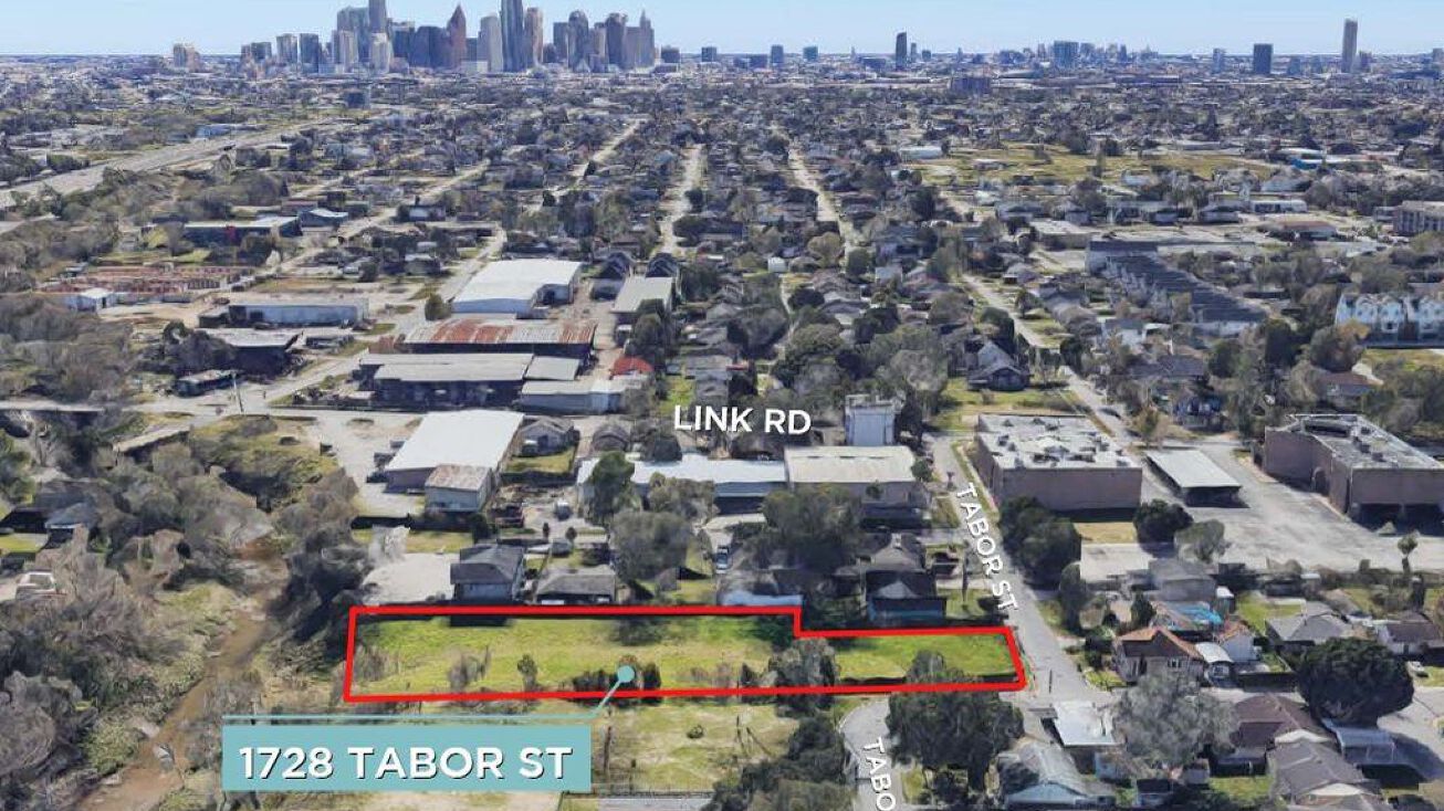 1728 Tabor St, Houston, TX 77009