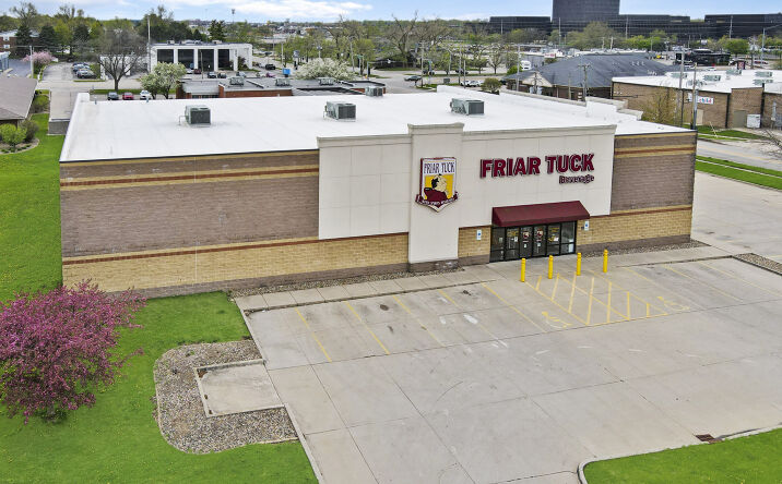 Pictures of Retail property located at 2401 Maloney Dr, Bloomington, IL 61704 for sales - image #1