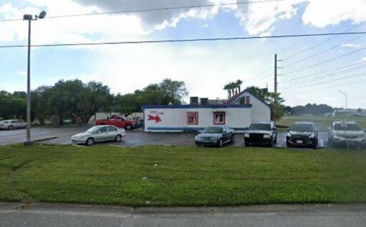 Pictures of Retail property located at 103 Cortez Rd W, Bradenton, FL 34207 for sales - image #1