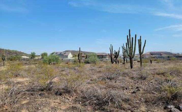 Pictures of Land property located at 27601 N 33rd Ave, Phoenix, AZ 85083 for sales - image #1