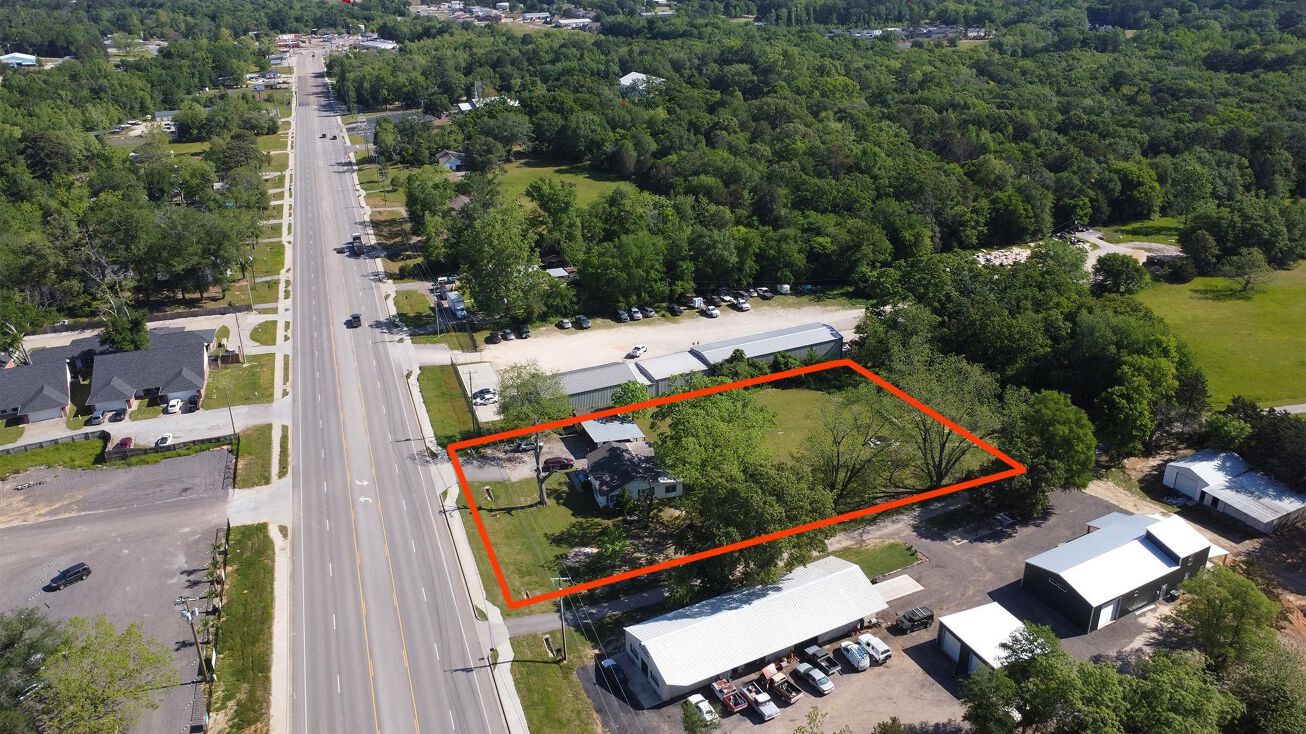 17433 Old Jacksonville, Tyler, TX 75703