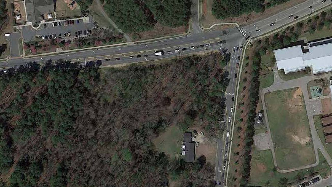 1601 Avent Ferry Rd, Holly Springs, NC 27540