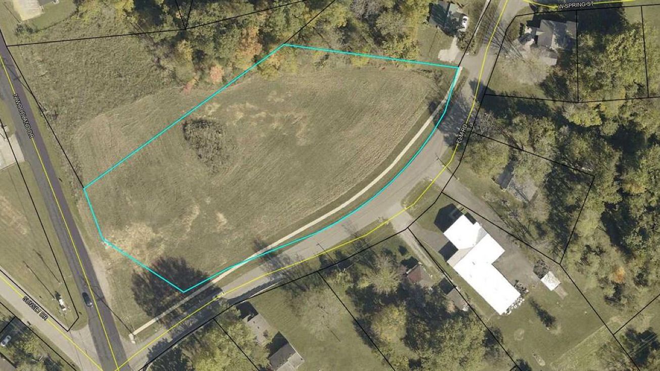 W Elm Rd, Radcliff, KY 40160