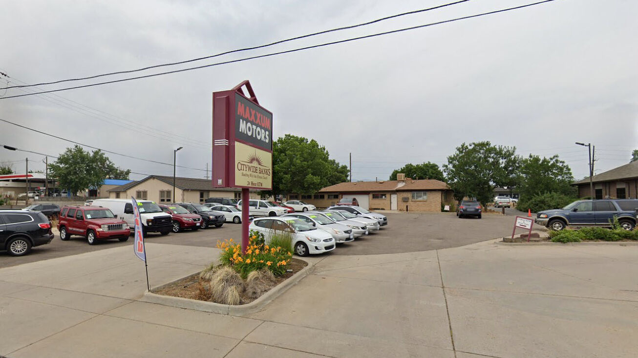 3300 S Wadsworth Blvd, Lakewood, CO 80227 Retail Property for Sale