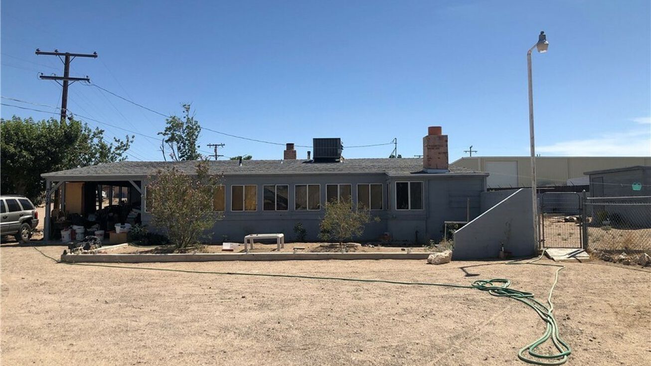 2170 E Main St, Barstow, CA 92311