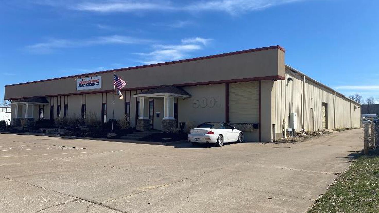 5001 Tremont Ave, Davenport, IA 52807 Industrial Property for Sale 5001 Tremont Ave