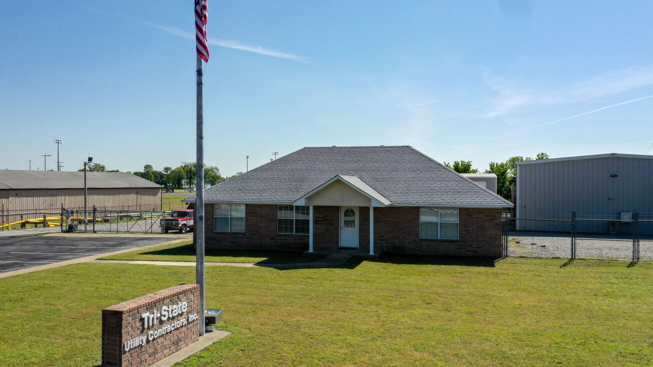 1800 Higginson St, Searcy, AR 72143 Mixed Use Property for Sale Tri