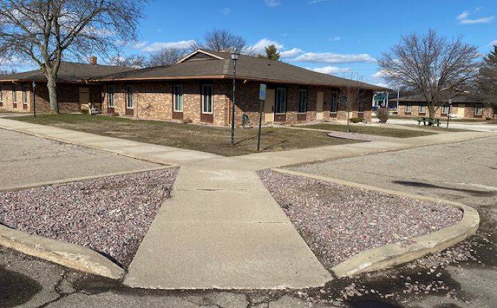 Pictures of Office property located at 1134 S Linden Rd, Flint Township, MI 48532 for sales - image #1