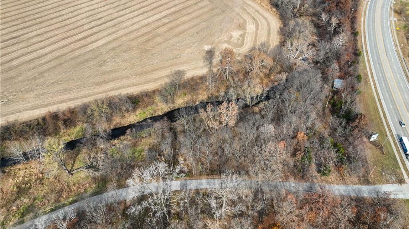 2.37 acres N 169 Highway, Smithville, MO 64089 Land for Sale 2.37