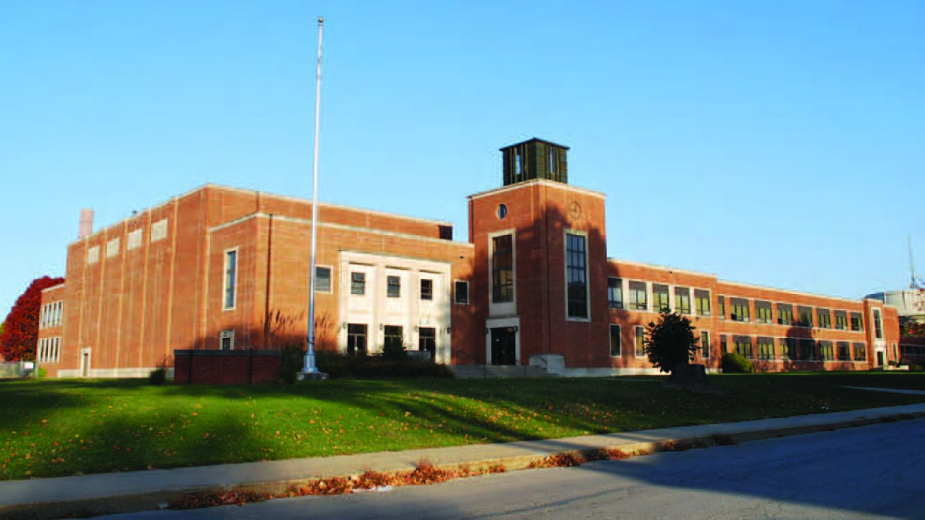 4801 Franklin Ave, Des Moines, IA 50310