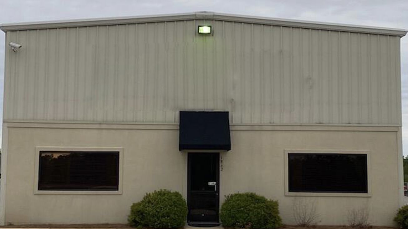 1862 International Dr, Tupelo, MS 38804