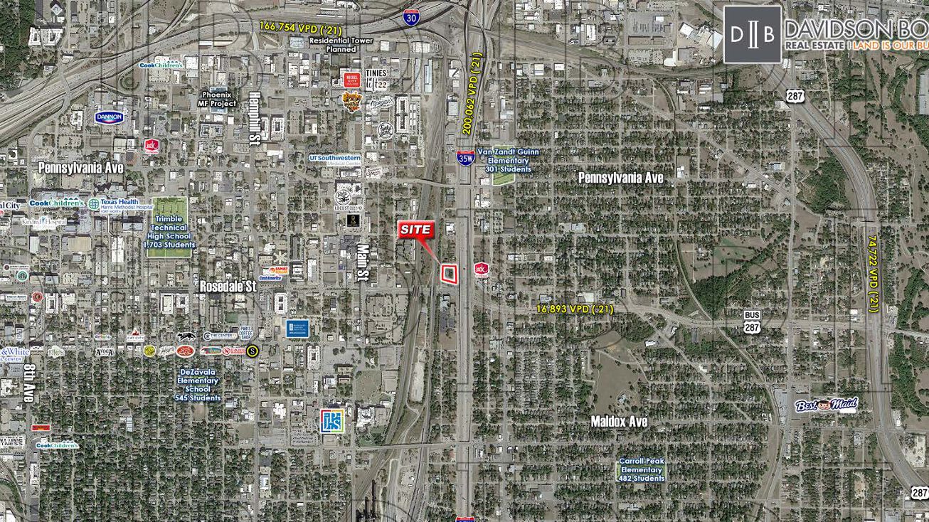 600, 604, 608 E Dashwood St, Fort Worth, TX 76104