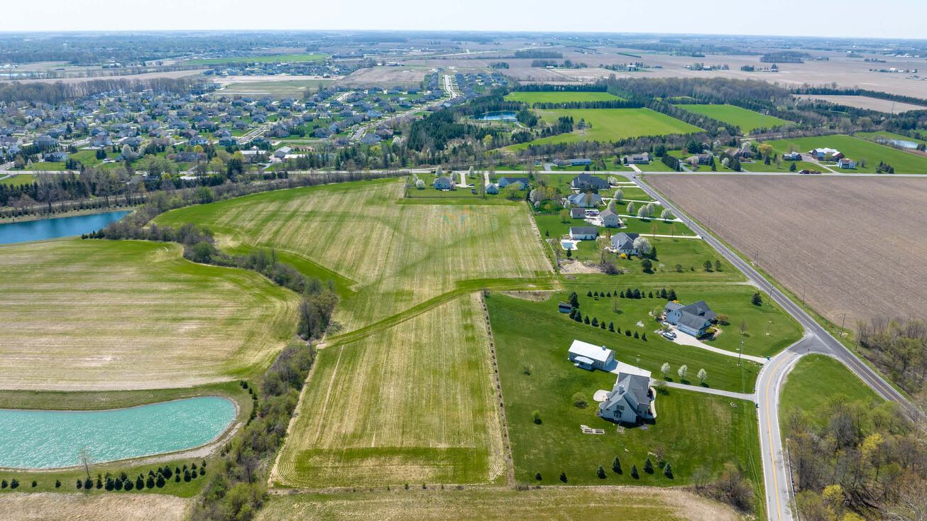 5545 Keener Rd, Monclova, OH 43542