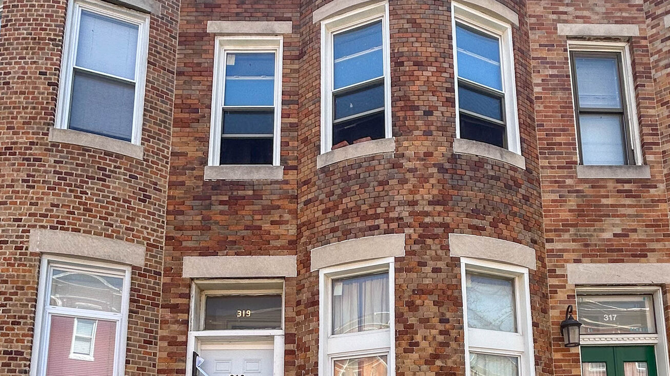 319 E 22nd St, Baltimore, MD 21218