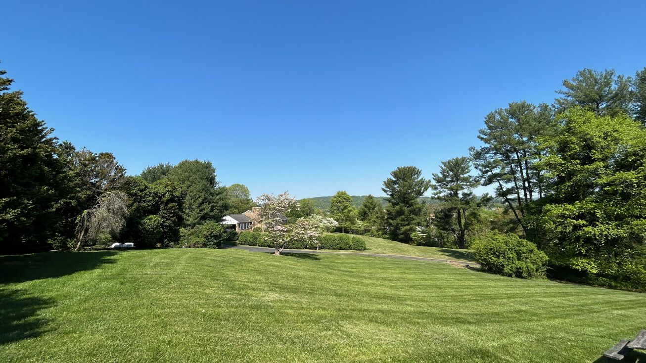 550 Frost Ave, Warrenton, VA 20186