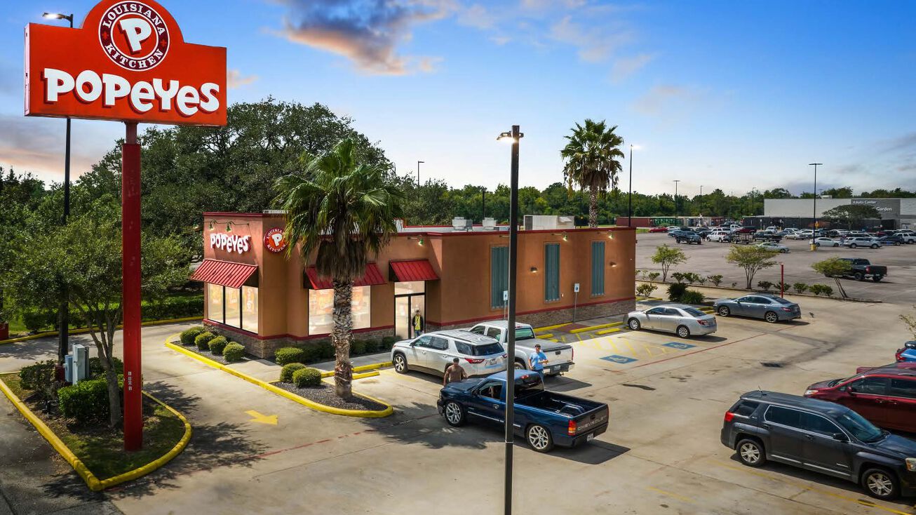 1801B N Velasco St, Angleton, TX 77515 Retail Property for Sale Popeyes WALMART OUTPARCEL