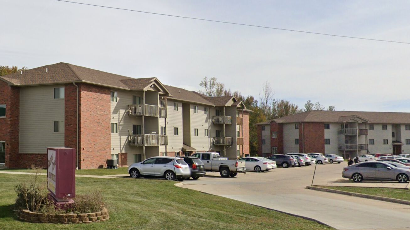 500 E 17th St S, Newton, IA 50208