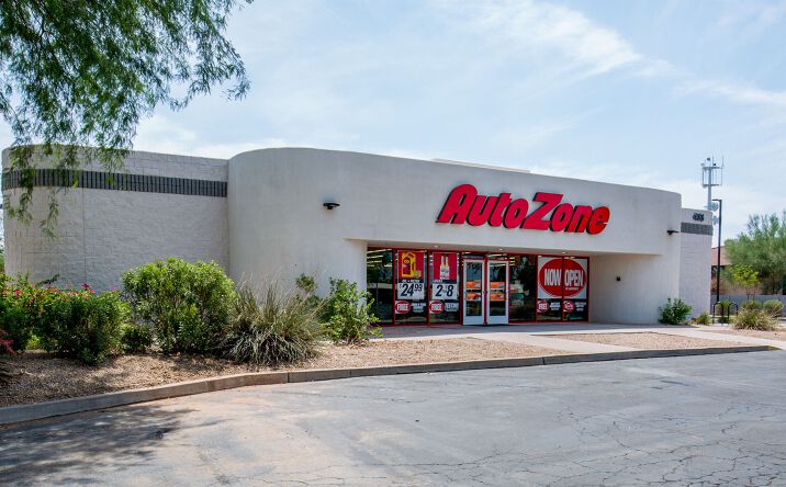Pictures of Retail property located at 433 W Broadway Road, Tempe, AZ 85282 for comps - image #1