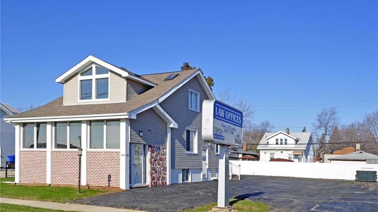 7397 Bernice, Center Line, MI 48015