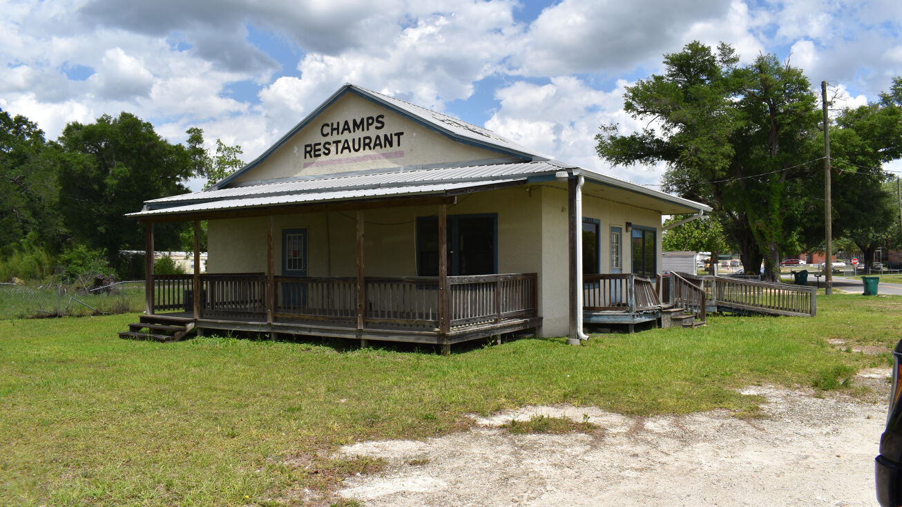 2652 Church Street, Cottondale, FL 32431