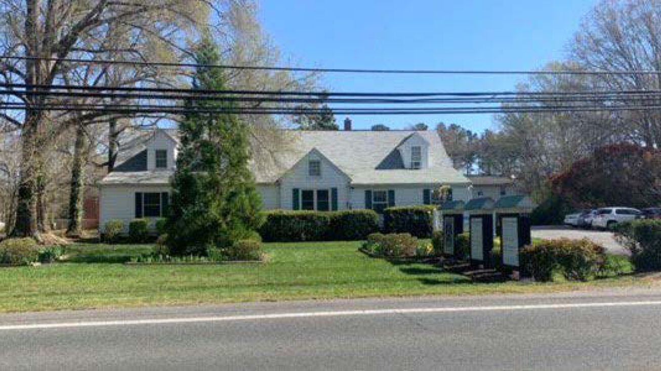 16463 Dahlgren Rd, King VA 22485