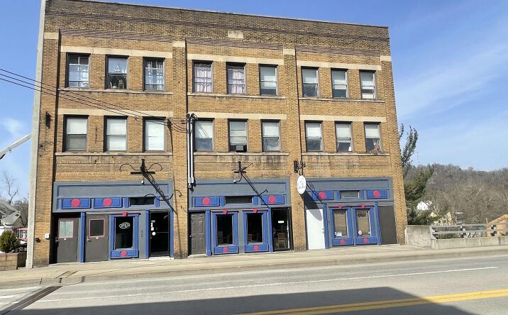 Pictures of Retail property located at 91 Fairmont Ave, Fairmont, WV 26554 for sales - image #1