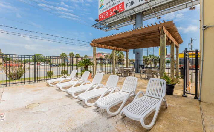 image of property at 2825 61ST ST Galveston TX 77551-2002