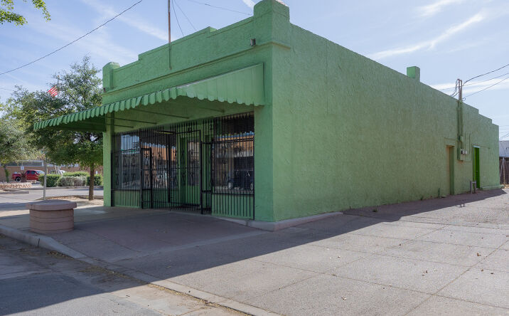Pictures of Retail property located at 210 N Florence St, Casa Grande, AZ 85122 for sales - image #1