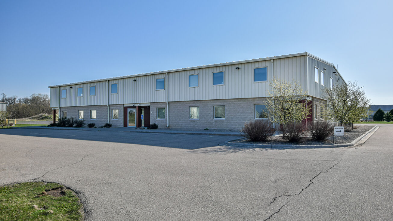 6116 Darlin Dr, Dane, WI 53529 Industrial Property for Sale Office