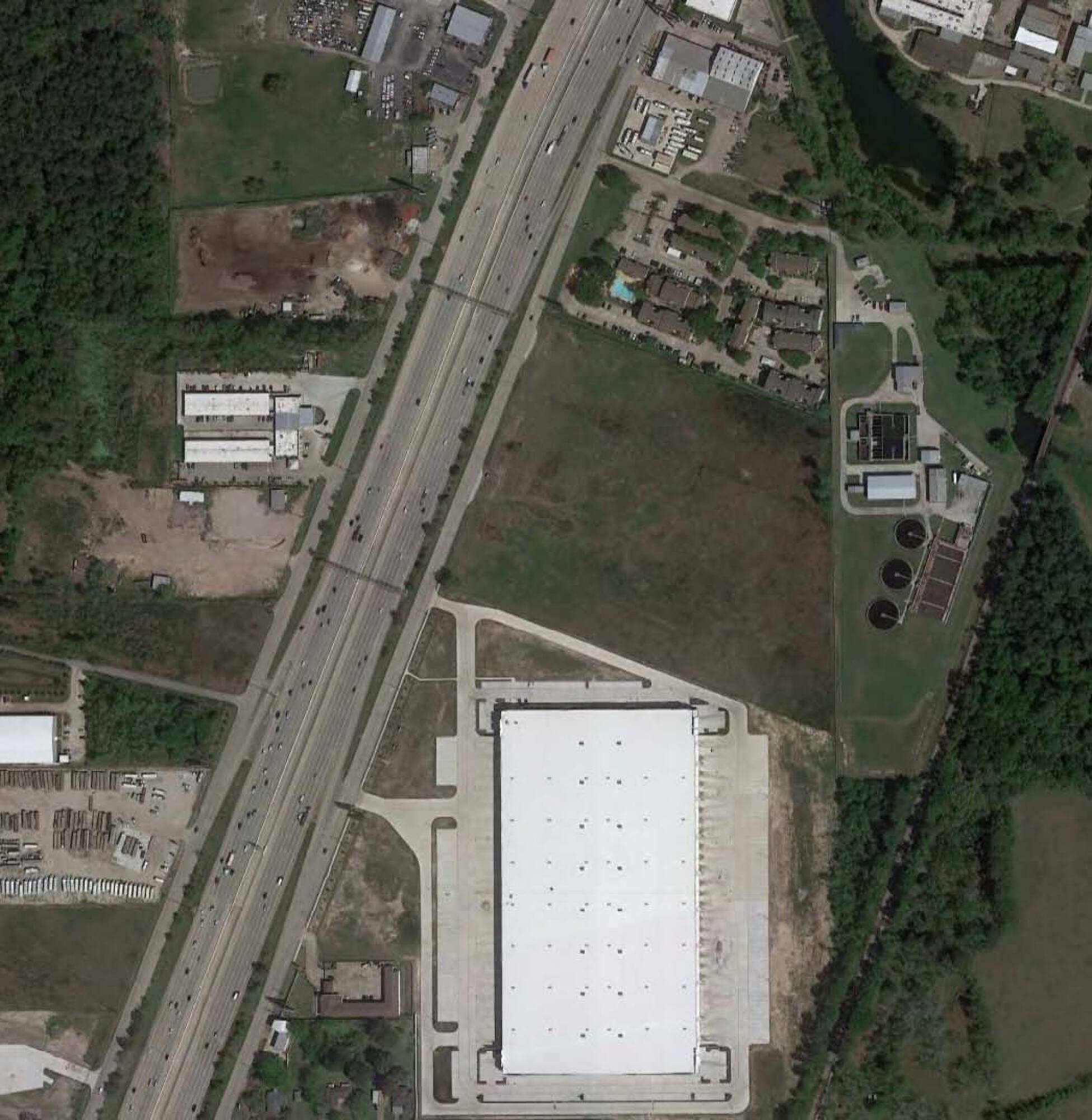0 Eastex Freeway