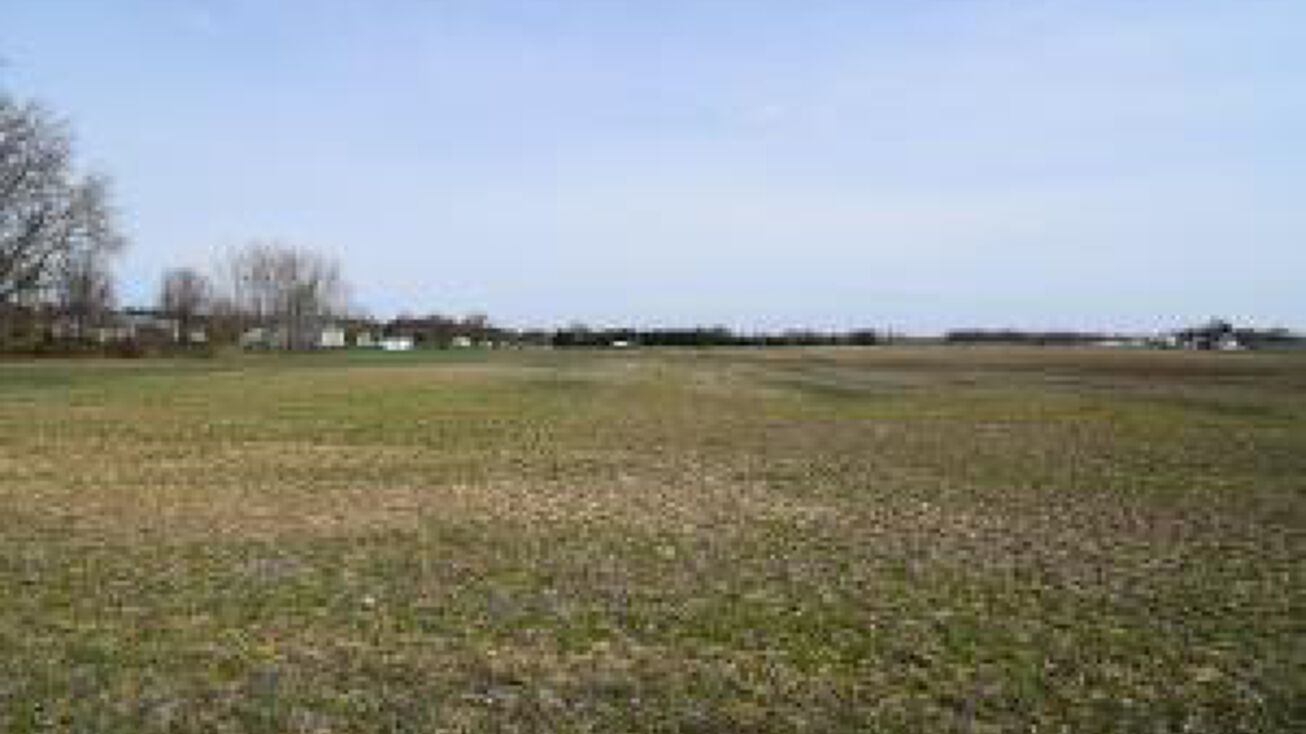 1100 Marquette Drive NE, Lancaster, OH 43130