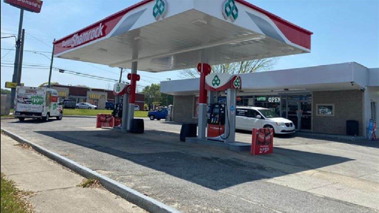 Retail Property for Sale Gas Station Property in Eastman, GA!