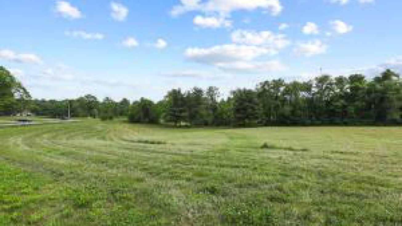 110 Sentinel Pond Lane, Granville, OH 43023