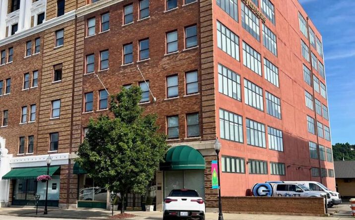 Pictures of Office property located at 1108 3rd Ave, Huntington, WV 25701 for sales - image #1