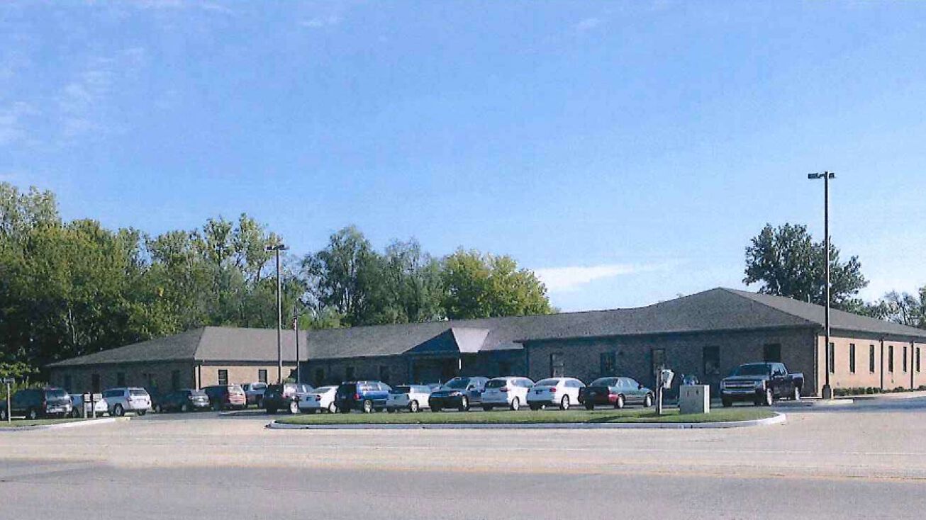 2300 Willow St, Vincennes, IN 47591