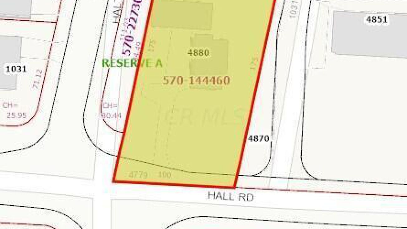 4880 Hall Rd, Columbus, OH 43228