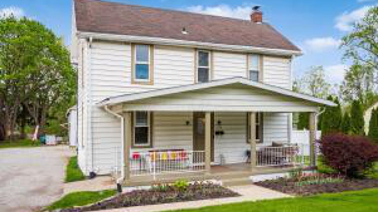 31463150 Columbus Street, Grove City, OH 43123