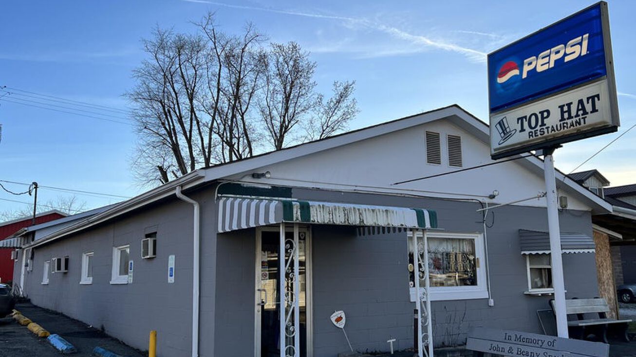 202 W Main Street, Junction City, OH 43748