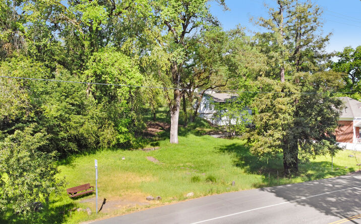 Pictures of Land property located at 13766 & 3790 Arnold Dr, Glen Ellen, CA 95442 for sales - image #1