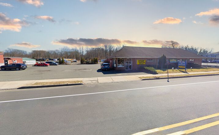 Pictures of Retail property located at 284 Springfield Ave, Berkeley Heights, NJ 07922 for sales - image #1