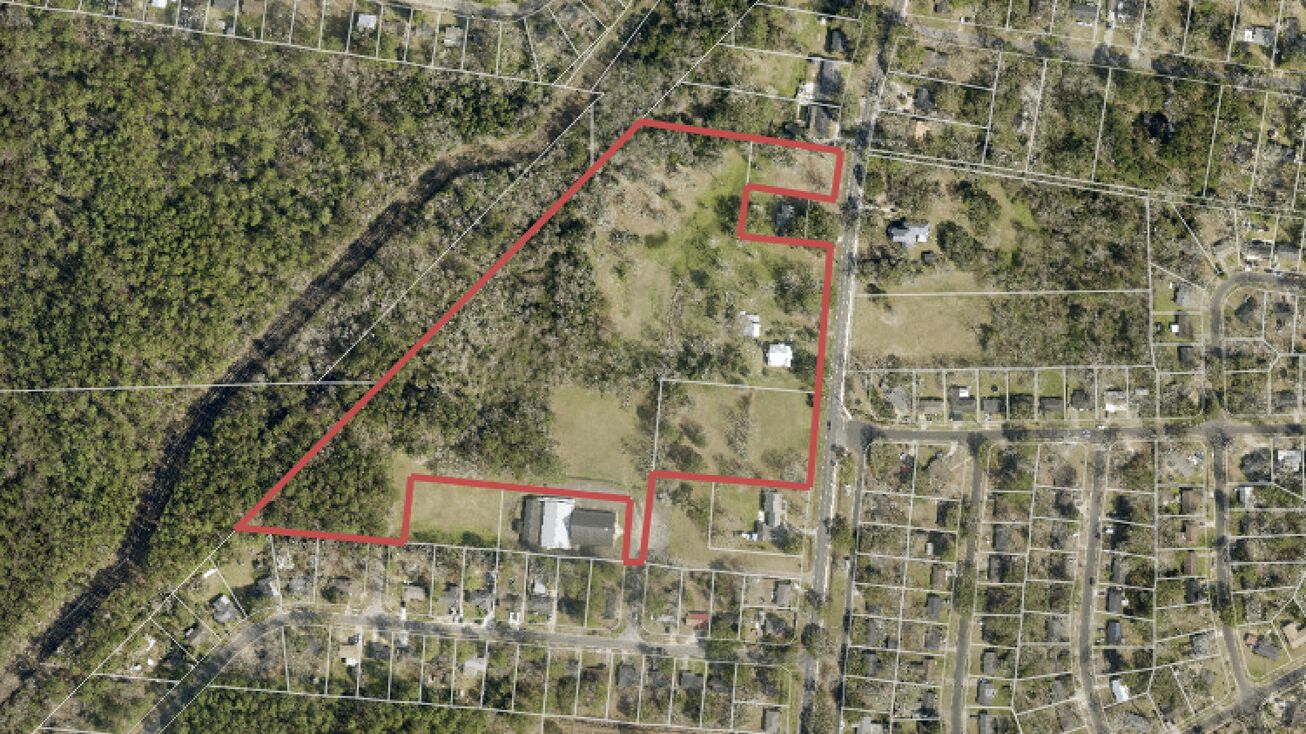 1576 Navco Rd, Mobile, AL 36605