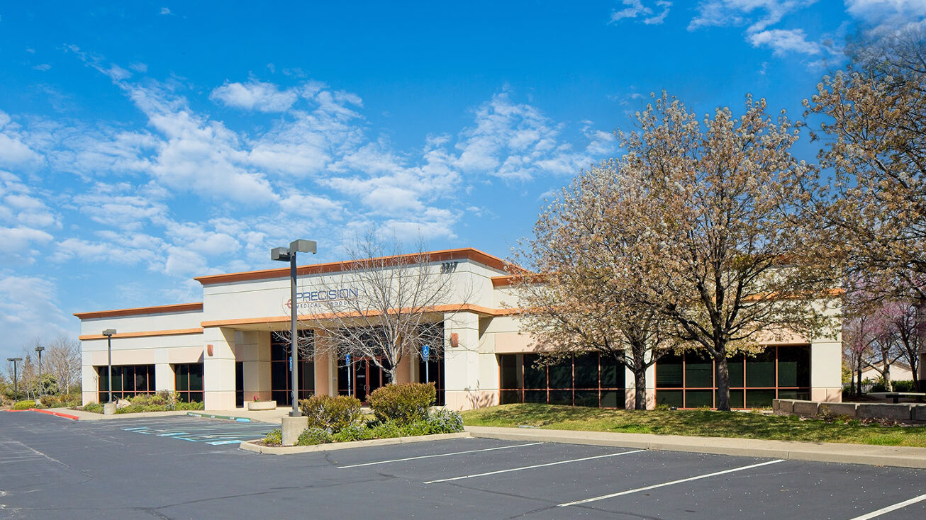 2217 Plaza Dr, Rocklin, CA 95765