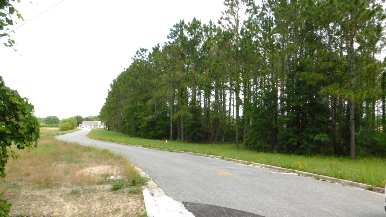SW Executive Dr, Lake City, FL 32024 Retail Property for Sale SW