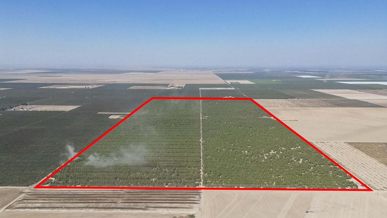 Avenue 16 and Road 120, Delano, CA 93215