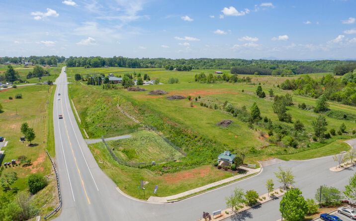 Pictures of Land property located at 1092 Mayberry Crossing Dr, Moneta, VA 24121 for sales - image #1