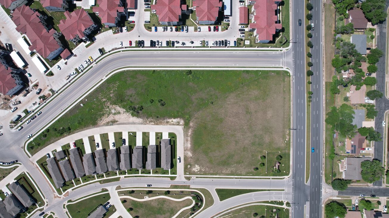 10017 1/2 Dessau Rd, Austin, TX 78754