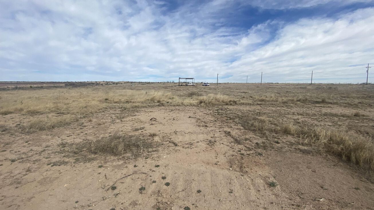 599 N Lake, Artesia, NM 88210