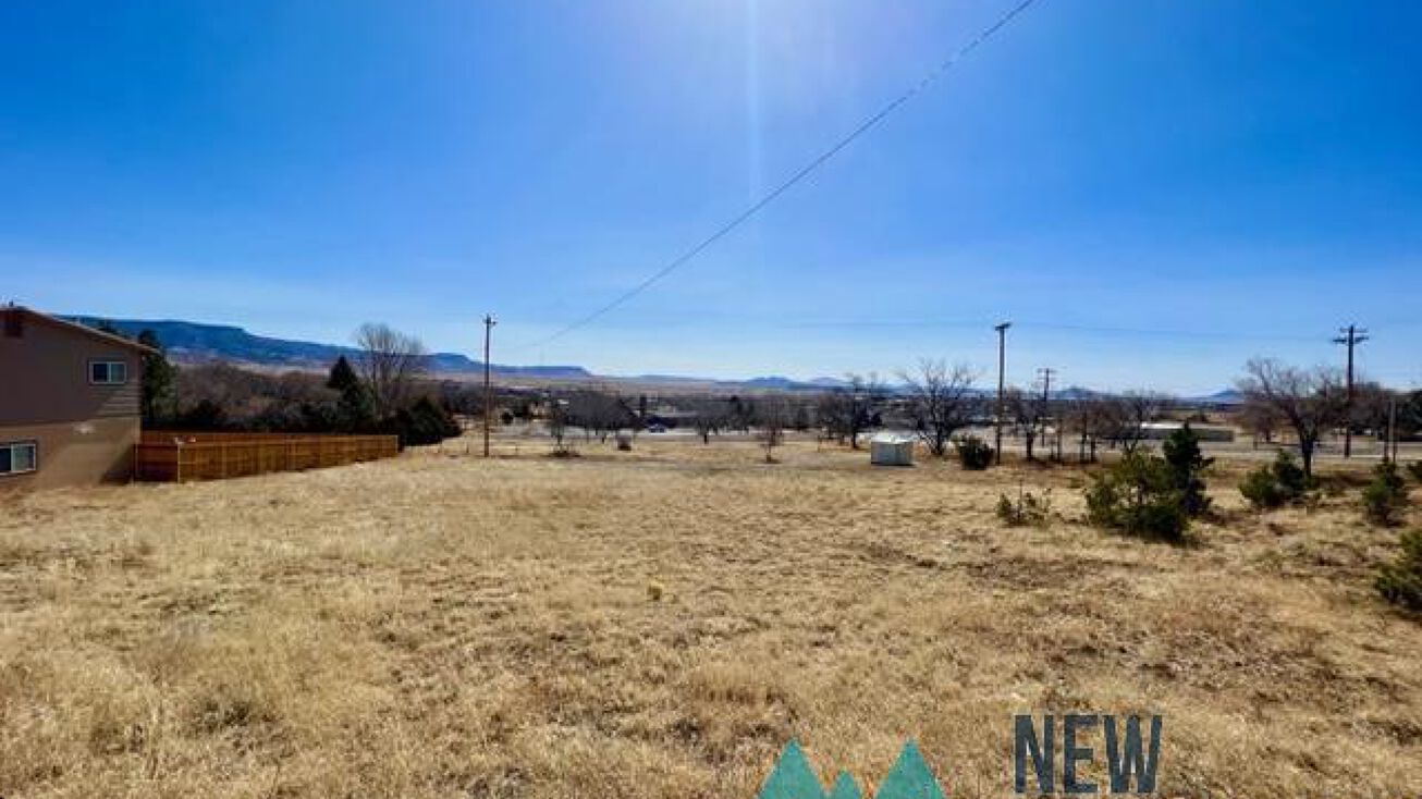 1425 S 5th, Raton, NM 87740