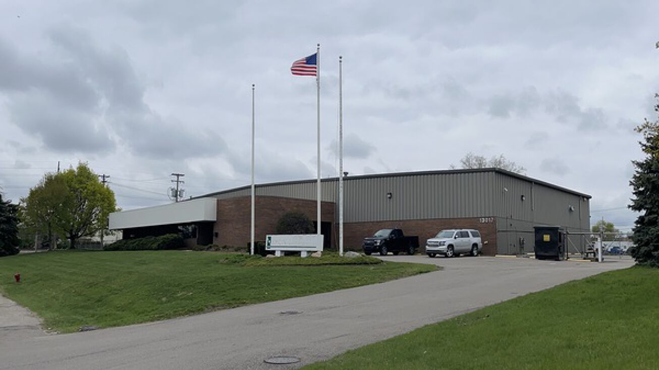 13017 Newburgh Rd, Livonia, MI 48150